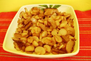 Mancare de ciuperci aromate de post cu mamaliga la gratar