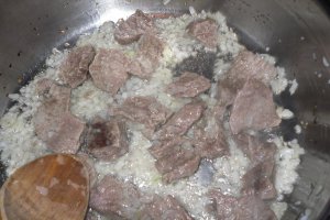 Mancare de masline cu carne de vita