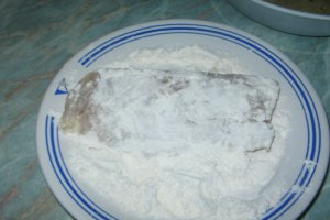 File de merluciu pane
