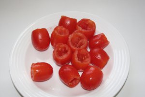 Rosii umplute cu crema de branza