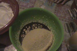 Tort mascarpone cu fructe de padure