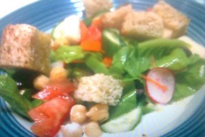 Salata cu sos de smintina cu ceapa prajita(sos a la mitinita)