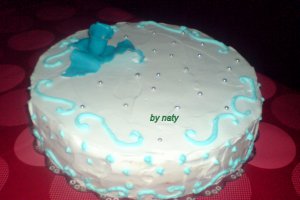 Tort pentru aniversare cu frisca