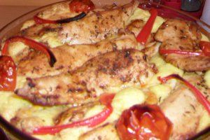 Sufleu de cartofi cu piept de pui