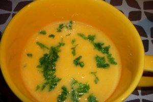 Supa crema de legume cu iaurt