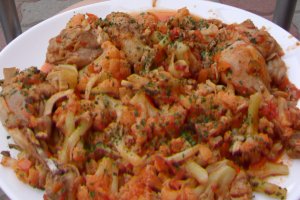 Conopida cu legume si pui