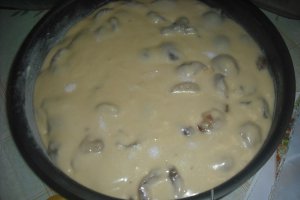 Tarta pufoasa cu struguri