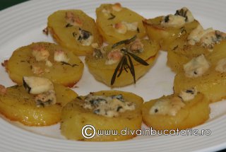 Cartofi cu gorgonzola