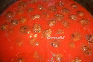 Spaghetti with meatballs