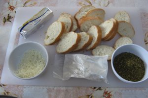 Paine cu usturoi la cuptor