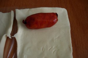 Pate-uri cu carnati de bere