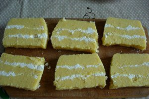 Mamaliga cu branza, pane