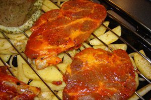 Friptura mixta de porc la cuptor