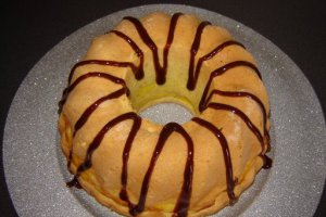 Ciambella cu crema de lamaie
