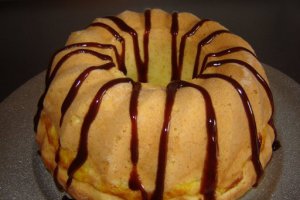 Ciambella cu crema de lamaie