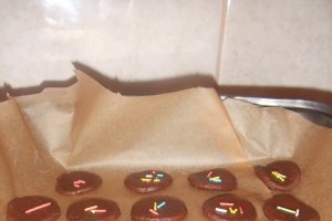 Biscuiti cu cacao, cafea si scortisoara