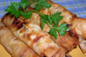 Rulouri Yufka cu branza