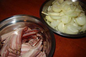 Ceafa de porc umpluta