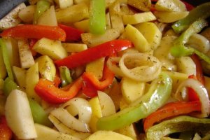 Pui la cuptor cu legume
