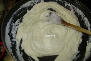 Musaca cu sunca ,ciuperci si sos
