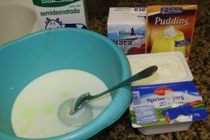 Cheesecake cu banane( fara coacere)