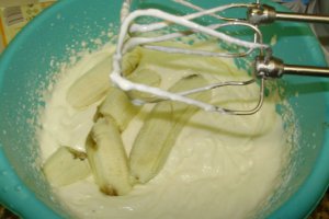 Cheesecake cu banane( fara coacere)