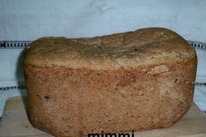 Paine neagra cu masline