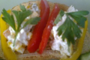 Corabioare cu salata de pui