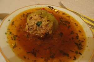 Ciorba de ardei umpluti cu carne