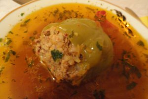 Ciorba de ardei umpluti cu carne