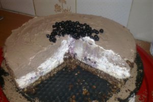 Tarta cu afine si mousse de ciocolata