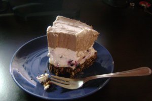 Tarta cu afine si mousse de ciocolata