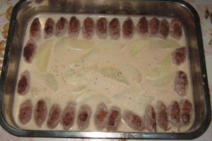 "Kofta bi tahini" - Chiftelute la cuptor cu sos de susan