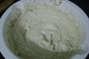 Tort cu mousse de cafea si ciocolata