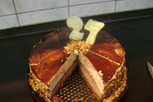 Tort cu mousse de cafea si ciocolata