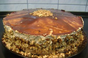 Tort cu mousse de cafea si ciocolata