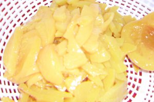 Prajitura cu piersici si mascarpone