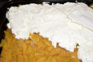 Prajitura cu piersici si mascarpone
