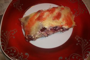 Strudel cu ricotta si cirese