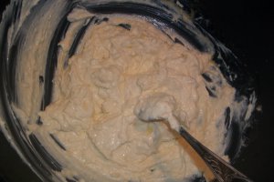Strudel cu ricotta si cirese