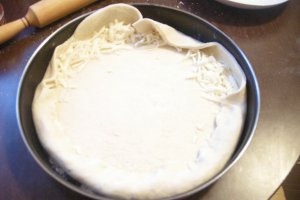 Pizza cu sarmale