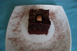 Negresa de post cu fructe