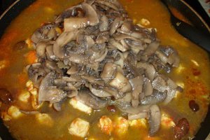 Pui cu legume si curry