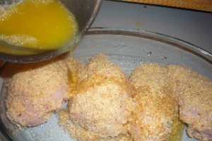Piept de pui in crusta de alune