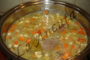 Muschi de vitel in sos de bere