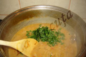 Muschi de vitel in sos de bere