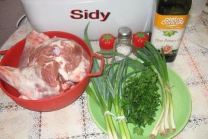 Friptura de miel cu ceapa si usturoi verde