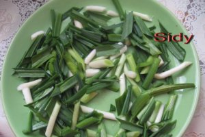 Friptura de miel cu ceapa si usturoi verde