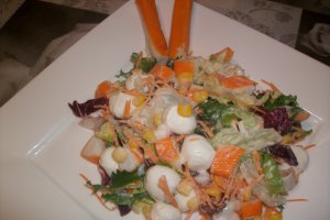 Salata de surimi si mozzarella