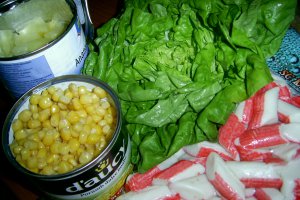 Salata spaniola cu surimi